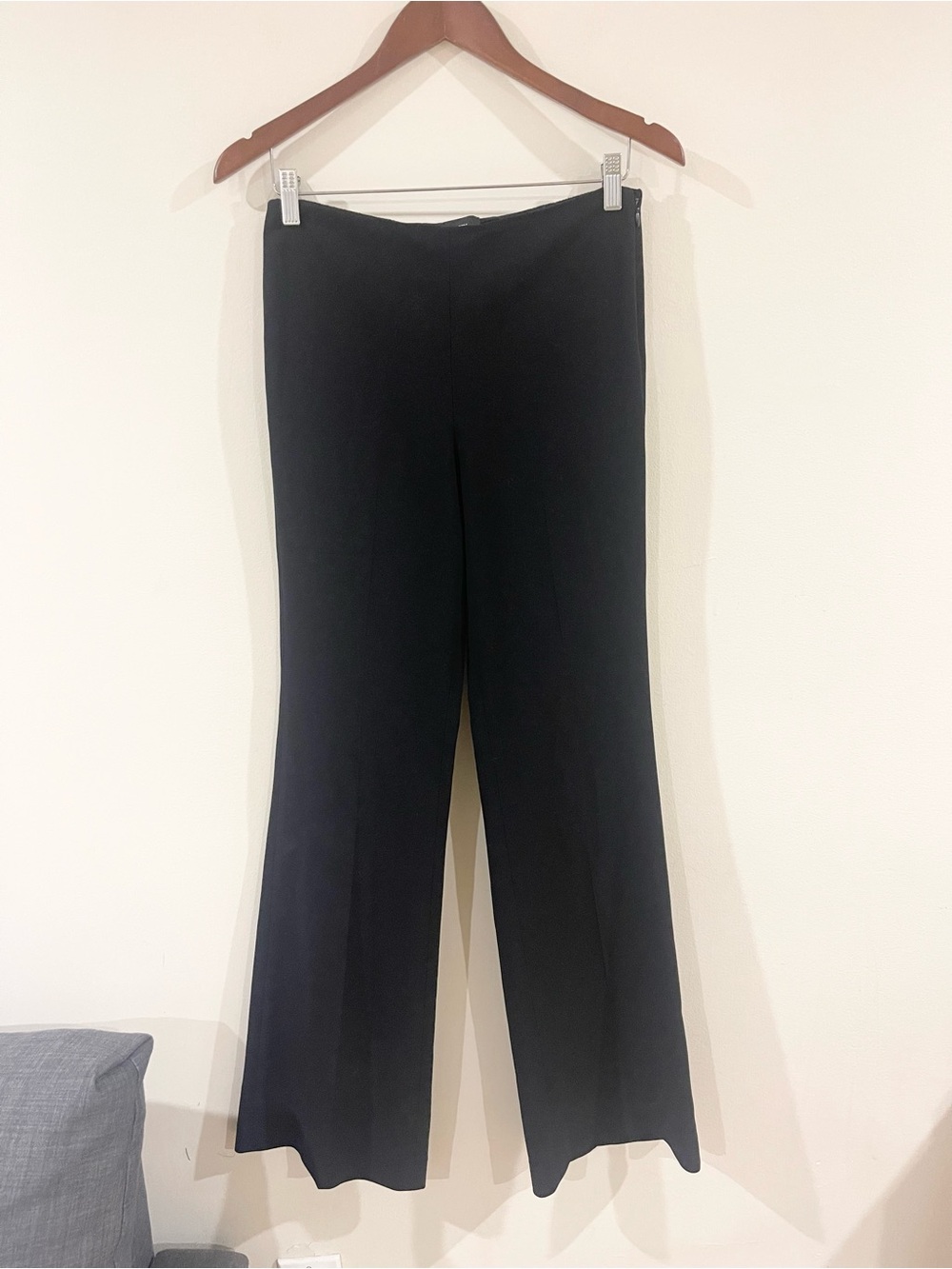 Theory Demitria Essential Crepe Flare Leg Black Women's Dress Pants size 2